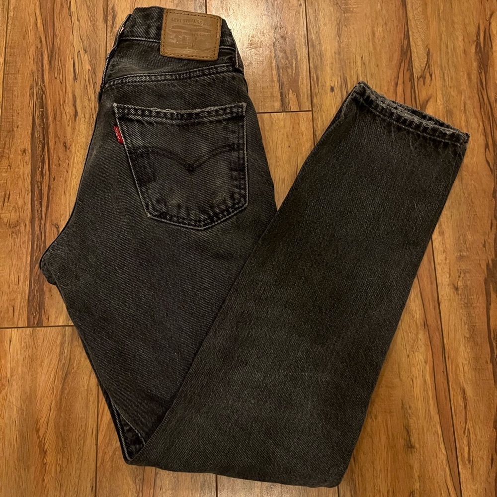 Levi’s Midi Straight